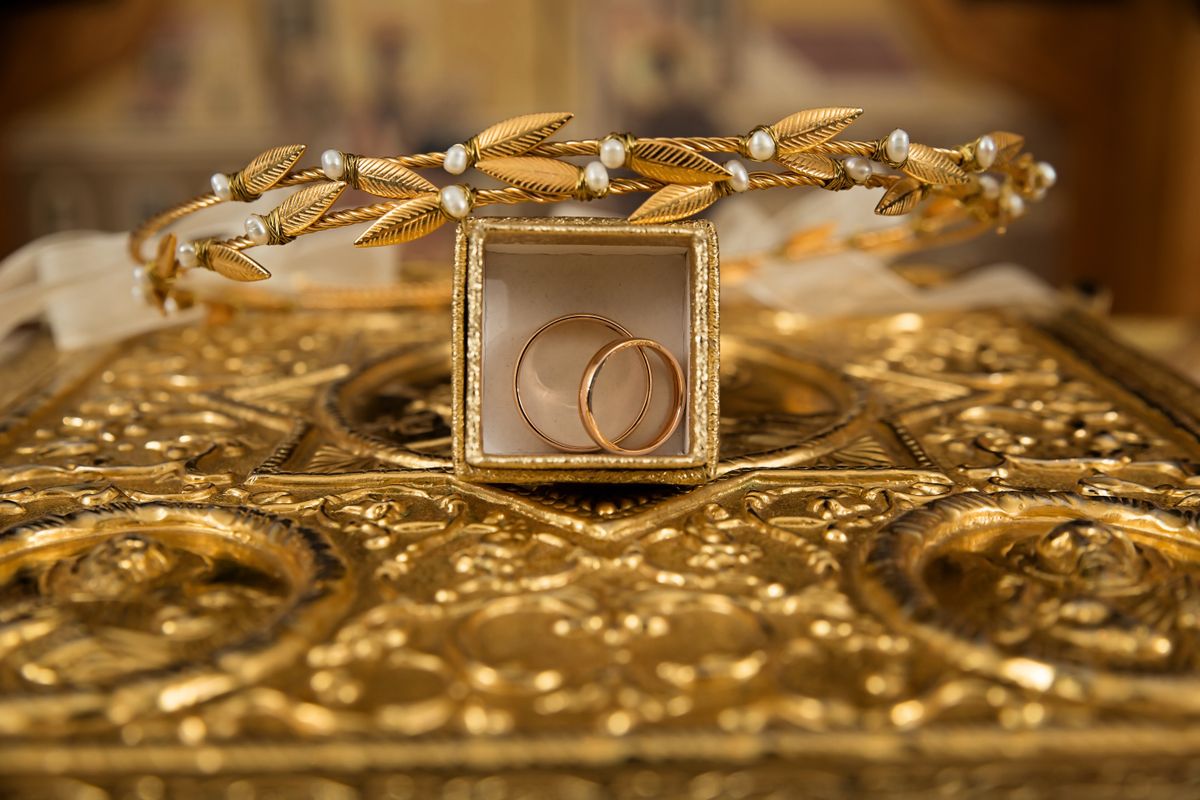 Vintage Gold Band